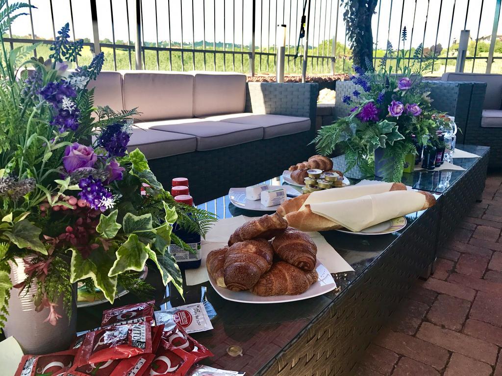 Wellness Suite Na' Canuna' Roddi Exteriér fotografie