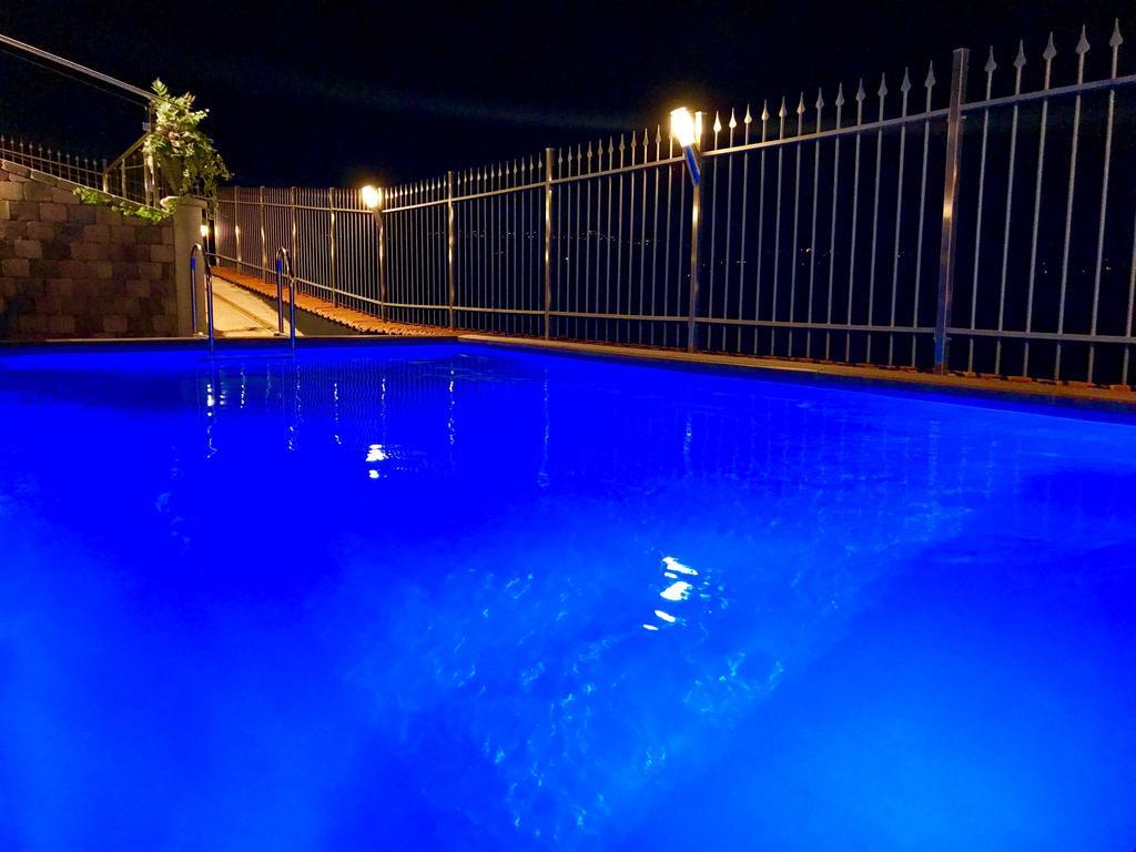 Wellness Suite Na' Canuna' Roddi Exteriér fotografie
