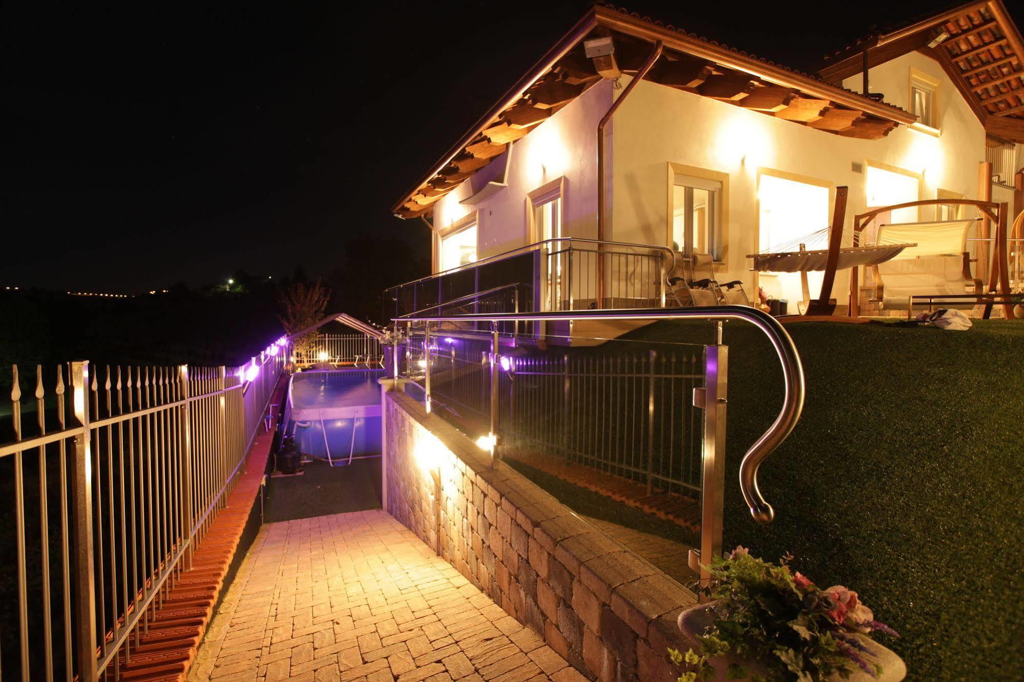 Wellness Suite Na' Canuna' Roddi Exteriér fotografie