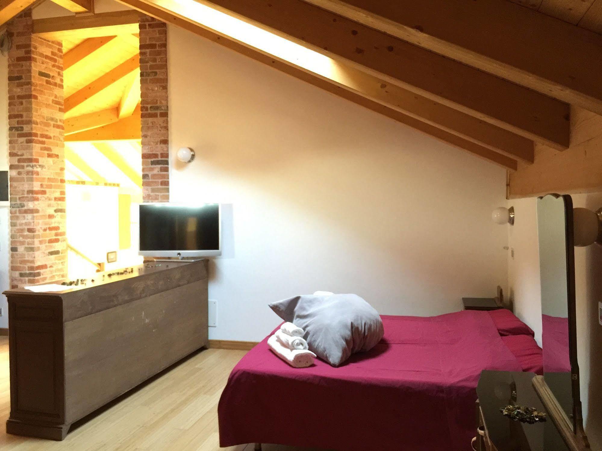 Wellness Suite Na' Canuna' Roddi Exteriér fotografie