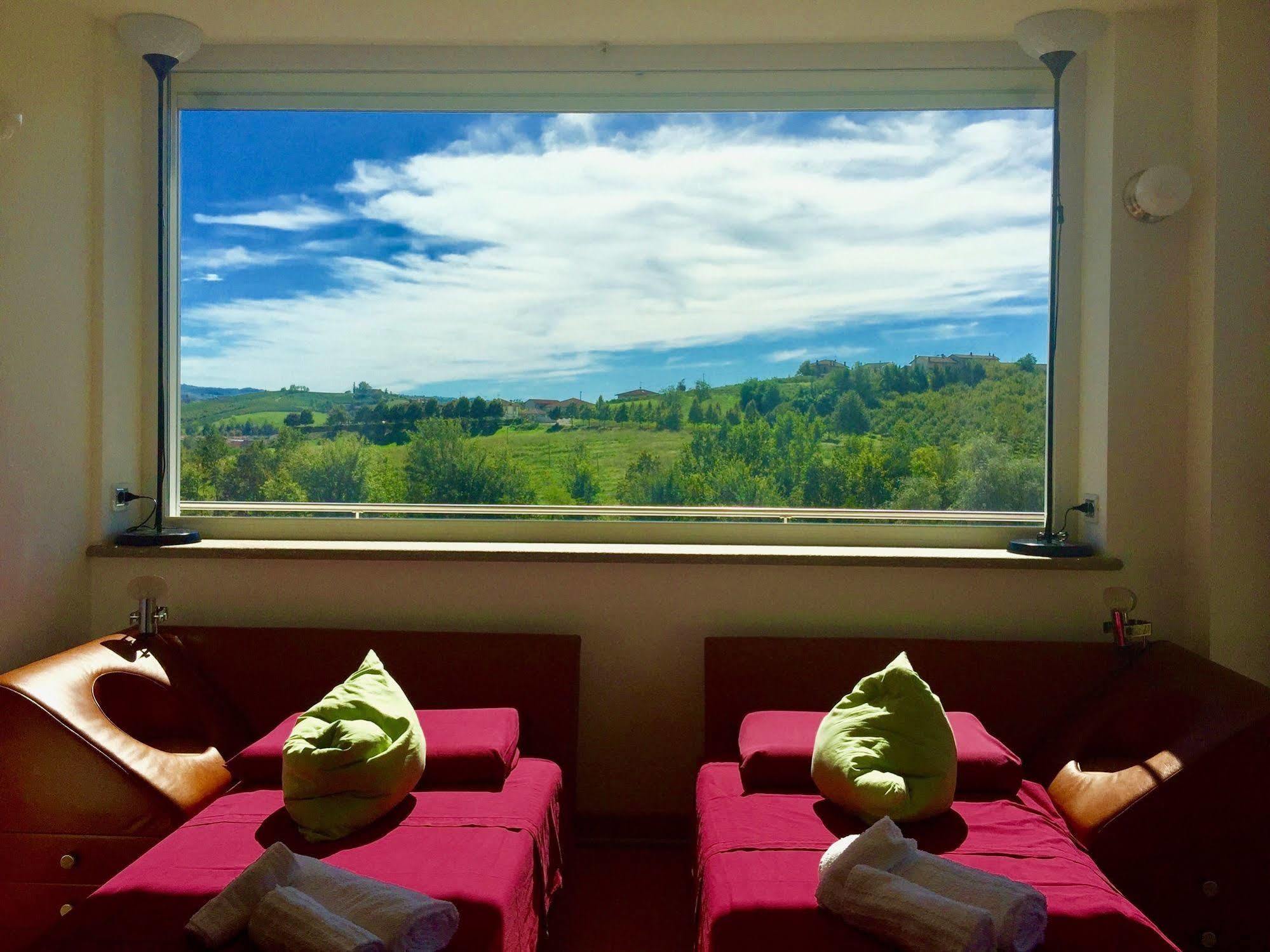 Wellness Suite Na' Canuna' Roddi Exteriér fotografie